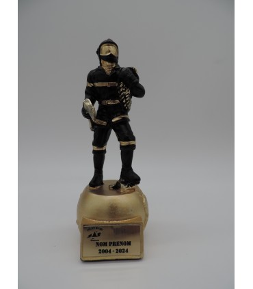 Statuette pompier résine tenue noir