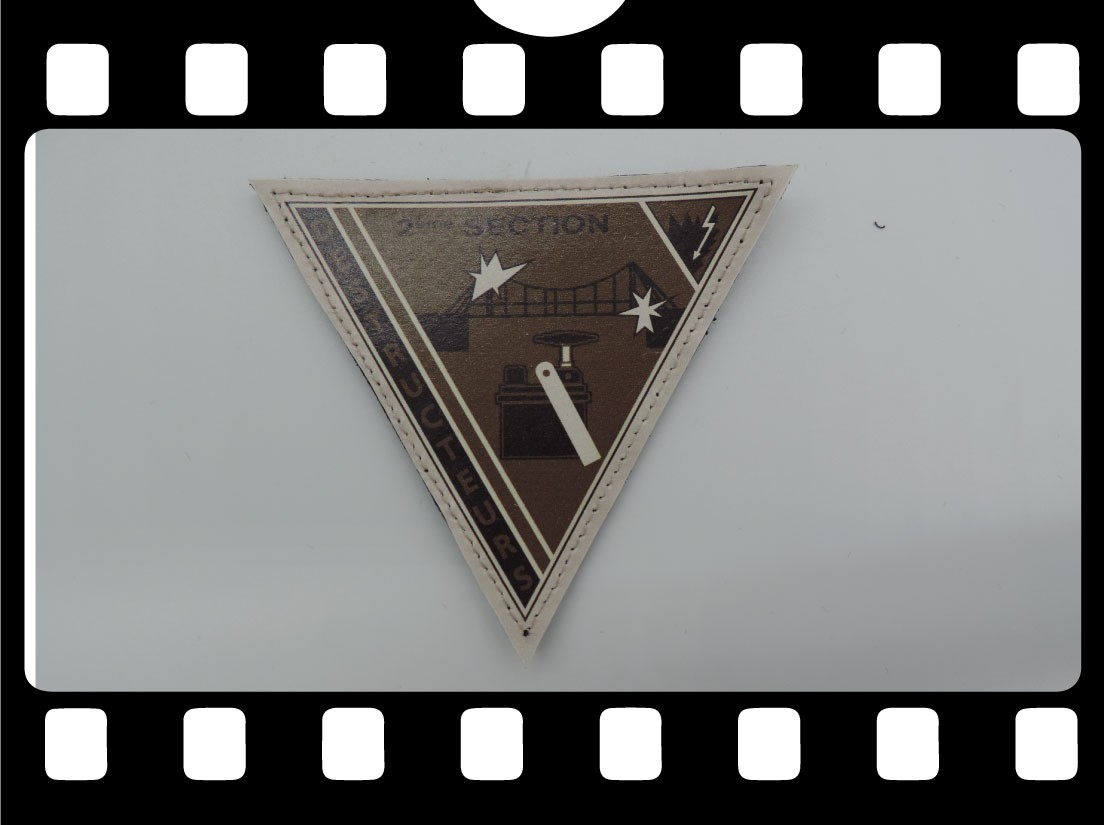 Galerie photos écusson sur bâche PVC velcro